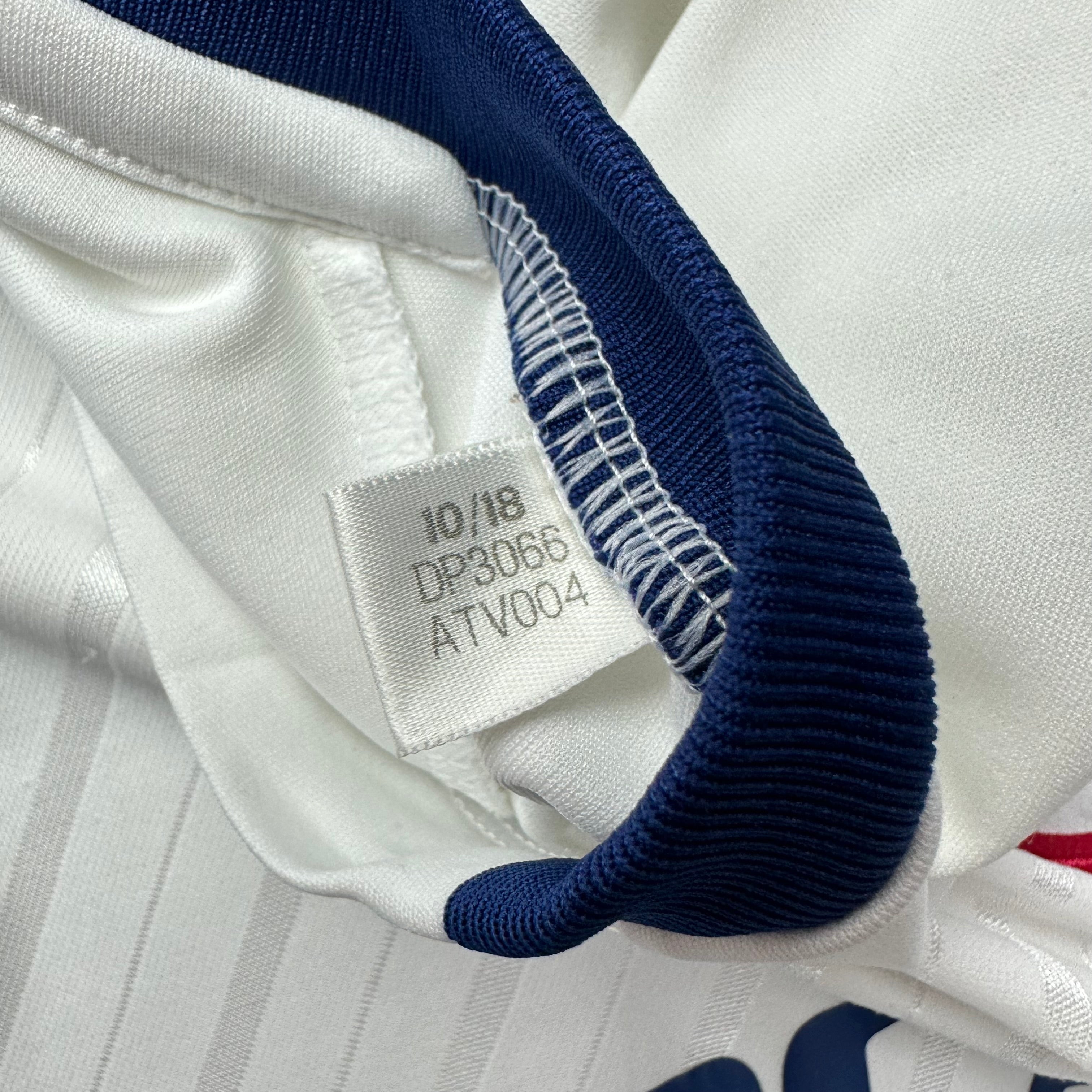 FC Dallas 2019-20 Away Shirt (M)